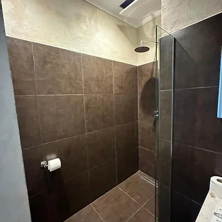 דירה Comfort טיראנה