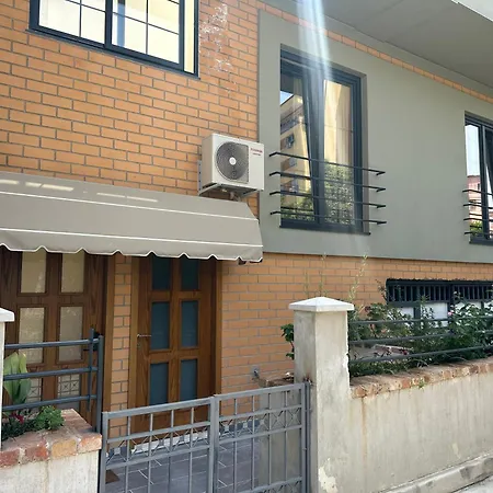 Comfort Apartment Tirana